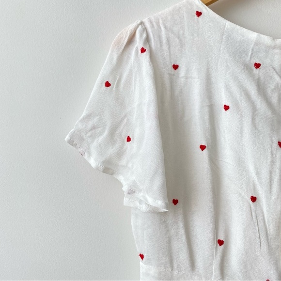 Forever21 White Plunge Neck Tie Front Red Hearts Dress Size Medium - Picture 6 of 10
